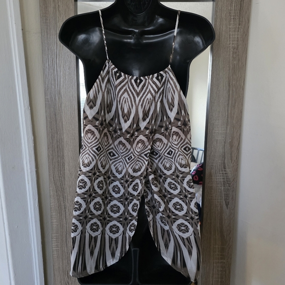 ❤️Kaya Di Koko Chic Black and White Patterned Tank Top☆ - Picture 2 of 2